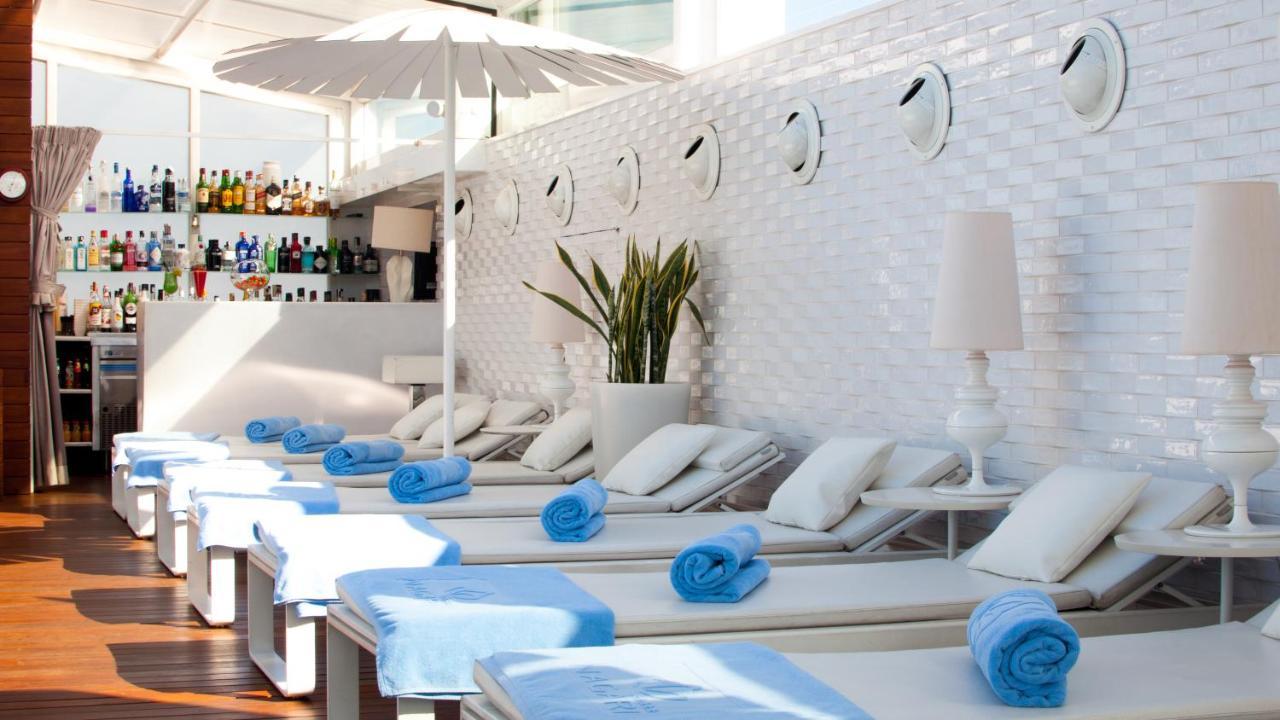 Gran Hotel Nagari Boutique&Spa Vigo Bagian luar foto The pool at the W South Beach