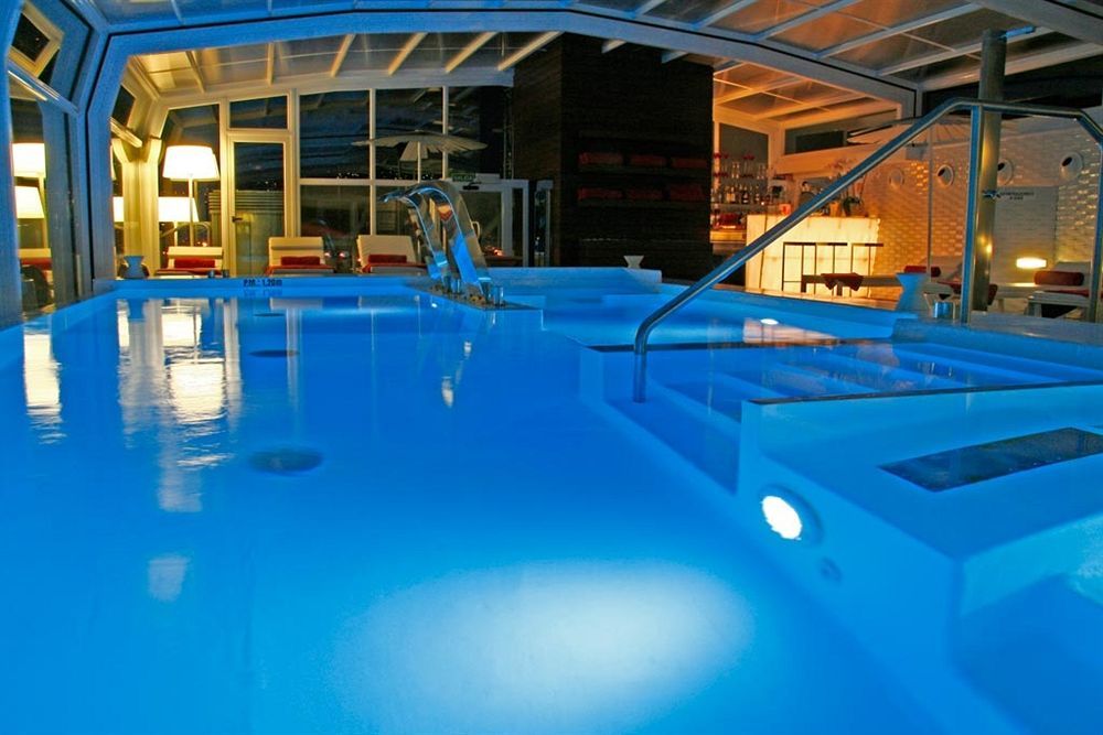 Gran Hotel Nagari Boutique&Spa Vigo Fasilitas foto The Blue Lagoon
