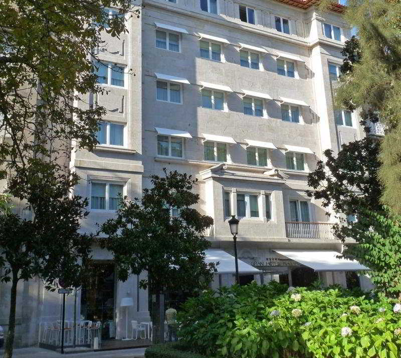 Gran Hotel Nagari Boutique&Spa Vigo Bagian luar foto The building of the Academy of Athens